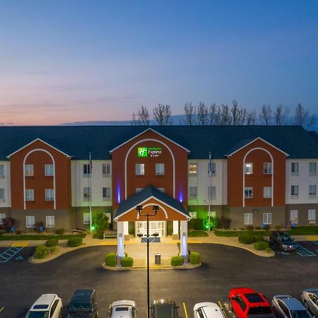 Holiday Inn Express Hotel & Suites Bedford By Ihg Luaran gambar