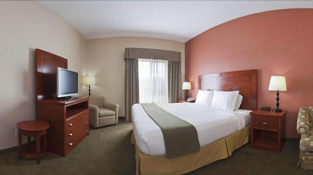 Holiday Inn Express Hotel & Suites Bedford By Ihg Luaran gambar