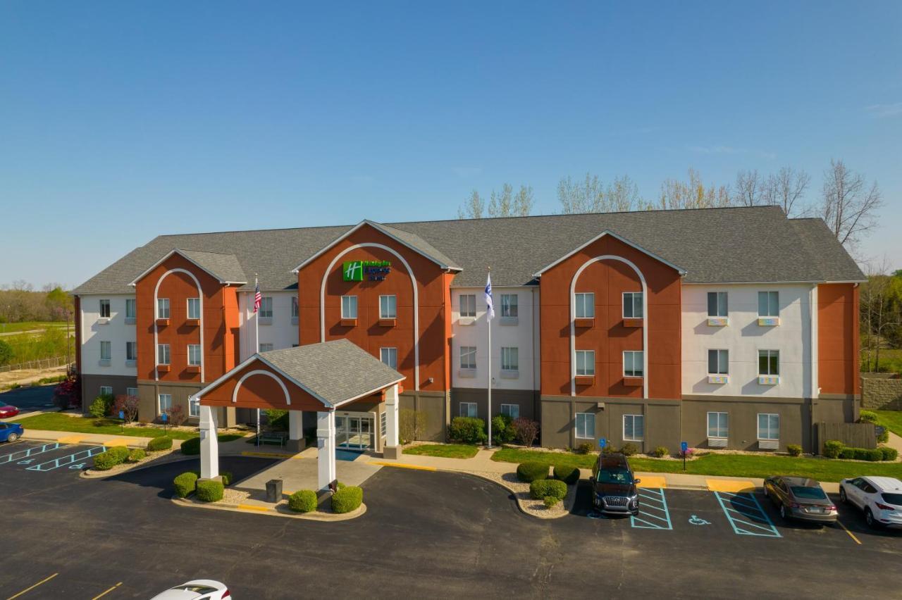 Holiday Inn Express Hotel & Suites Bedford By Ihg Luaran gambar
