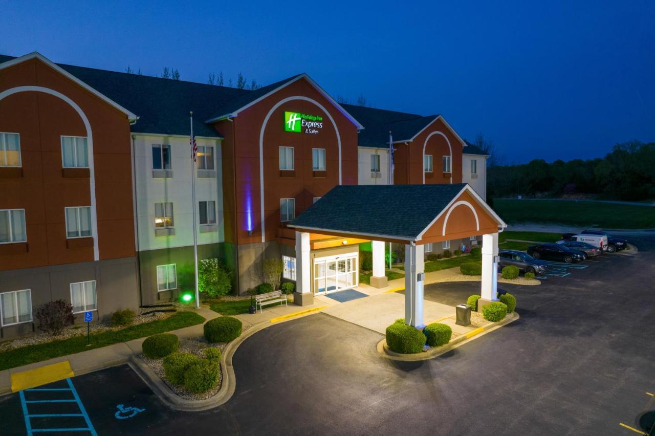 Holiday Inn Express Hotel & Suites Bedford By Ihg Luaran gambar