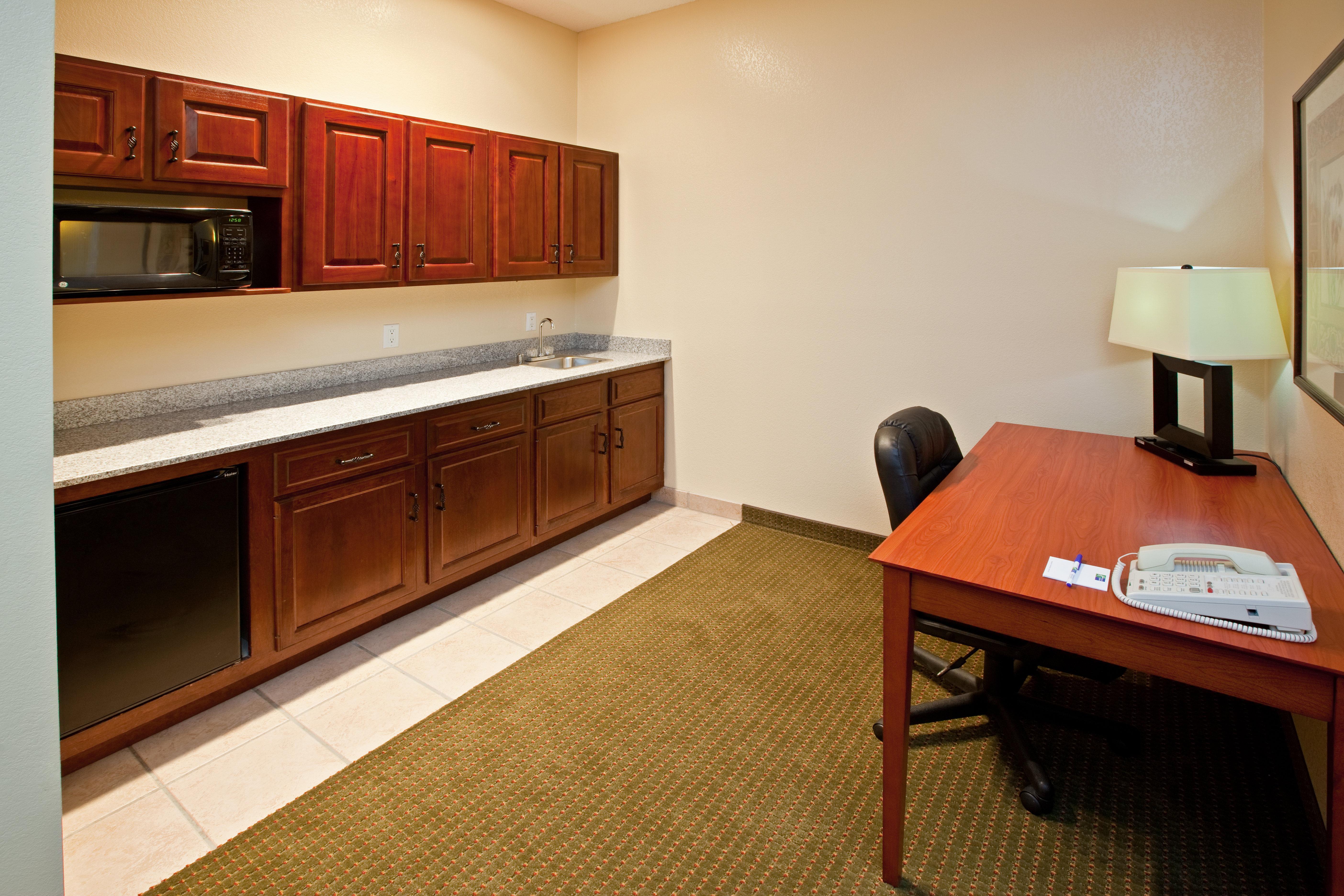 Holiday Inn Express Hotel & Suites Bedford By Ihg Luaran gambar